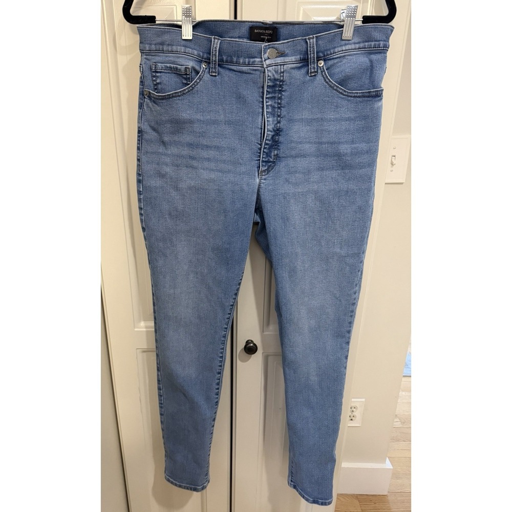 Banana Republic Universal Jean Womens 4 32x29 Light Wash Skinny Stretch EUC